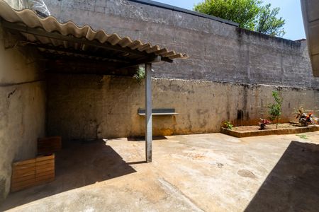 Casa para alugar com 315m², 4 quartos e 3 vagasQuintal