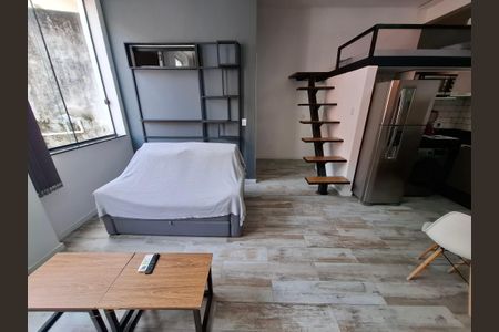 Sala de kitnet/studio à venda com 1 quarto, 32m² em Saúde, Rio de Janeiro