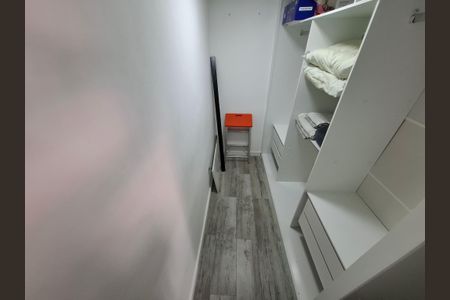 Studio à venda com 32m², 1 quarto e sem vagaArmário 