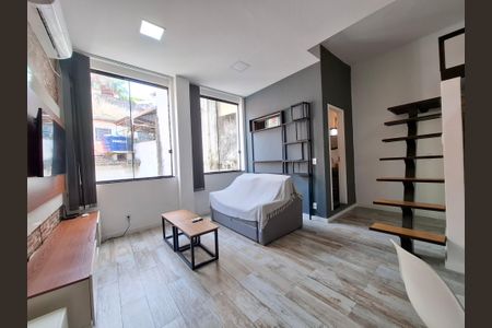 Studio à venda com 32m², 1 quarto e sem vagaSala