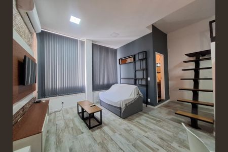 Sala de kitnet/studio à venda com 1 quarto, 32m² em Saúde, Rio de Janeiro