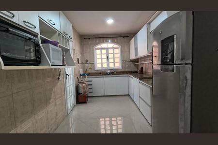Casa de condomínio à venda com 231m², 3 quartos e 4 vagasCozinha