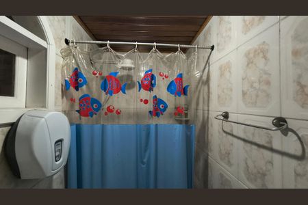 Casa de condomínio à venda com 231m², 3 quartos e 4 vagasBanheiro de Serviço