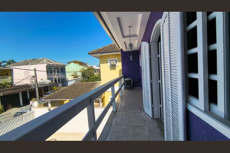 Casa de condomínio à venda com 231m², 3 quartos e 4 vagasVaranda da Suíte