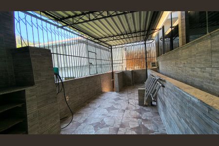 Casa de condomínio à venda com 231m², 3 quartos e 4 vagasÁrea de Serviço