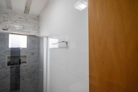 Casa para alugar com 350m², 3 quartos e 4 vagas Casa para alugar com 350m², 3 quartos e 4 vagasBanheiro da Suíte 3