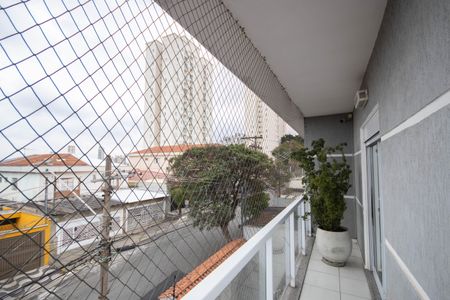 Casa para alugar com 350m², 3 quartos e 4 vagas Casa para alugar com 350m², 3 quartos e 4 vagasVaranda da Suíte 1
