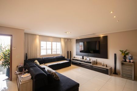 Sala de casa para alugar com 3 quartos, 350m² em Jardim Japao, São Paulo