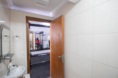 Casa para alugar com 350m², 3 quartos e 4 vagas Casa para alugar com 350m², 3 quartos e 4 vagasBanheiro de Serviço