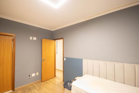 Casa para alugar com 350m², 3 quartos e 4 vagas Casa para alugar com 350m², 3 quartos e 4 vagasSuíte 2