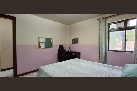 Casa para alugar com 396m², 5 quartos e 4 vagas Casa para alugar com 396m², 5 quartos e 4 vagasQuarto 1