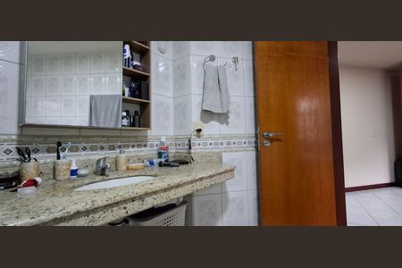 Casa para alugar com 396m², 5 quartos e 4 vagas Casa para alugar com 396m², 5 quartos e 4 vagasBanheiro da Suíte