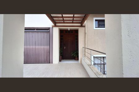 Casa para alugar com 396m², 5 quartos e 4 vagas Casa para alugar com 396m², 5 quartos e 4 vagasHall de entrada