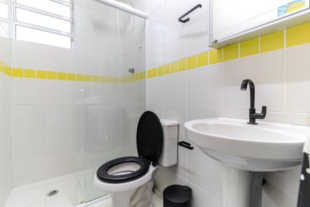 Studio à venda com 32m², 1 quarto e sem vaga Studio à venda com 32m², 1 quarto e sem vagaBanheiro Social