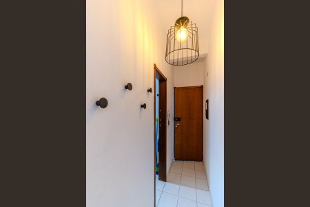 Corredor de kitnet/studio para alugar com 1 quarto, 32m² em Santa Ifigênia, São Paulo