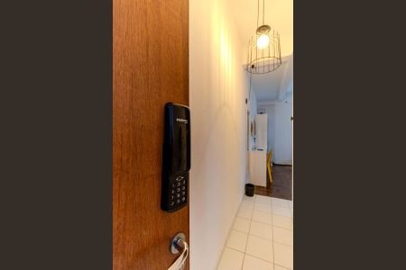 Studio à venda com 32m², 1 quarto e sem vaga Studio à venda com 32m², 1 quarto e sem vagaFechadura Eletrônica