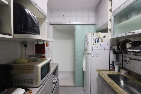 Apartamento à venda com 78m², 3 quartos e 2 vagasCozinha e Área de Serviço