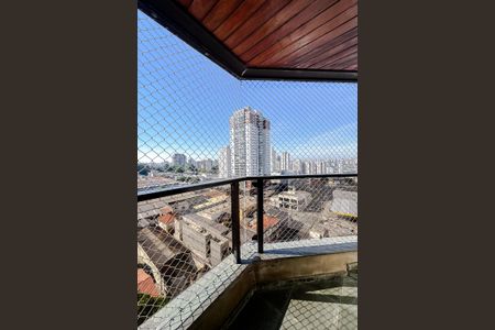 Apartamento à venda com 140m², 3 quartos e 2 vagas Apartamento à venda com 140m², 3 quartos e 2 vagasVaranda do Quarto 3