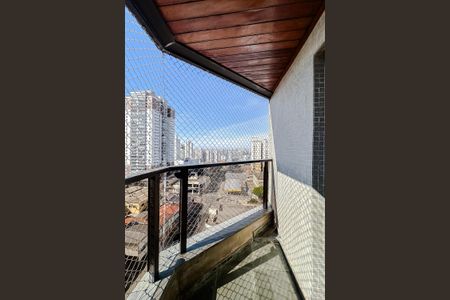 Apartamento à venda com 140m², 3 quartos e 2 vagas Apartamento à venda com 140m², 3 quartos e 2 vagasVaranda do Quarto 3