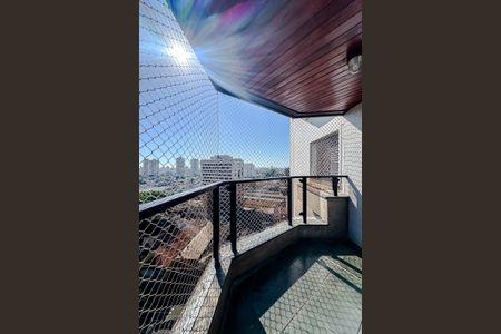 Apartamento à venda com 140m², 3 quartos e 2 vagas Apartamento à venda com 140m², 3 quartos e 2 vagasVaranda da Sala