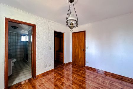 Apartamento à venda com 140m², 3 quartos e 2 vagas Apartamento à venda com 140m², 3 quartos e 2 vagasQuarto 1 - Suíte