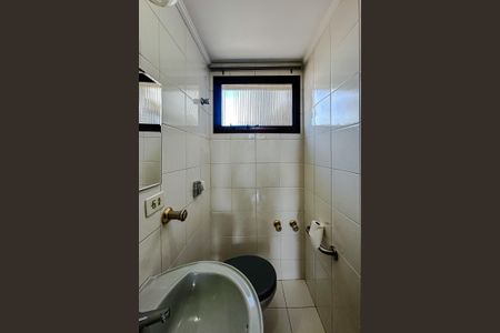 Apartamento à venda com 140m², 3 quartos e 2 vagas Apartamento à venda com 140m², 3 quartos e 2 vagasLavabo