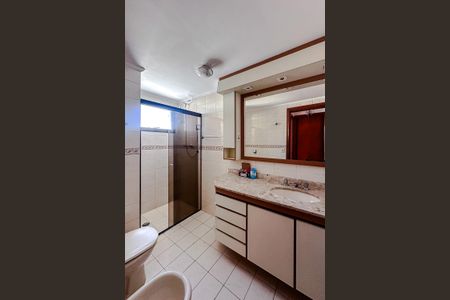 Apartamento à venda com 140m², 3 quartos e 2 vagas Apartamento à venda com 140m², 3 quartos e 2 vagasBanheiro