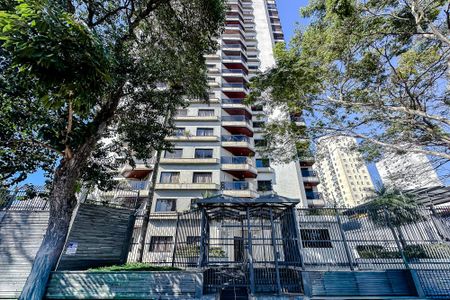 Apartamento à venda com 140m², 3 quartos e 2 vagas Apartamento à venda com 140m², 3 quartos e 2 vagasFachada - Plaquinha