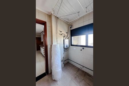 Apartamento à venda com 140m², 3 quartos e 2 vagas Apartamento à venda com 140m², 3 quartos e 2 vagasÁrea de Serviço