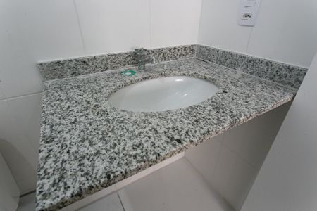 Apartamento para alugar com 65m², 3 quartos e 1 vaga Apartamento para alugar com 65m², 3 quartos e 1 vagaBanheiro da Suíte