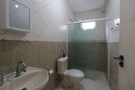 Casa à venda com 230m², 2 quartos e 1 vagaBanheiro Social