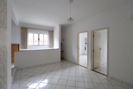 Casa à venda com 230m², 2 quartos e 1 vagaSala