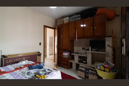 Casa à venda com 128m², 3 quartos e 2 vagas Casa à venda com 128m², 3 quartos e 2 vagasQuarto 3