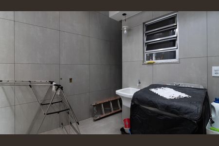 Casa à venda com 128m², 3 quartos e 2 vagas Casa à venda com 128m², 3 quartos e 2 vagasÁrea de Serviço