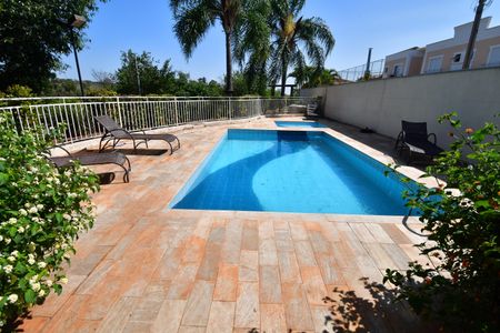 Casa de condomínio à venda com 100m², 3 quartos e 2 vagasÁrea comum - Piscina