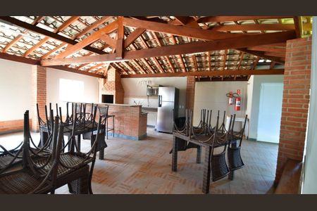 Casa de condomínio à venda com 100m², 3 quartos e 2 vagasÁrea comum - Salão de festas