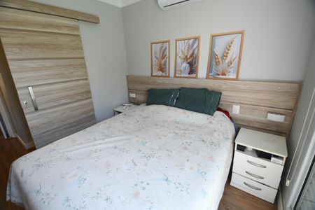 Casa de condomínio à venda com 100m², 3 quartos e 2 vagasSuíte