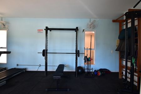 Casa de condomínio à venda com 100m², 3 quartos e 2 vagasÁrea comum - Academia