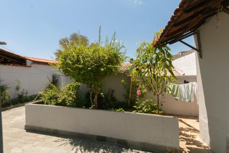 Casa à venda com 269m², 5 quartos e 3 vagasQuarto 3 - Casa 2