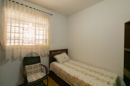 Casa à venda com 269m², 5 quartos e 3 vagasQuarto 2 - Casa 2