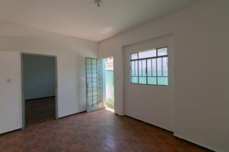Casa à venda com 269m², 5 quartos e 3 vagasSala - Casa 1