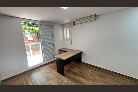 Casa à venda com 229m², 3 quartos e 6 vagasSuíte 3