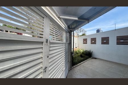 Casa à venda com 229m², 3 quartos e 6 vagasGaragem
