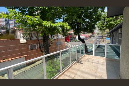 Casa à venda com 229m², 3 quartos e 6 vagasSuíte 3 Varanda