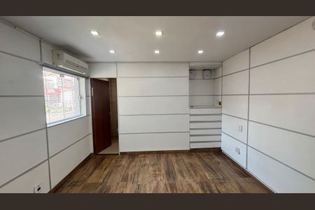 Casa à venda com 229m², 3 quartos e 6 vagasSuite 1