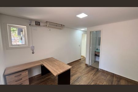 Casa à venda com 229m², 3 quartos e 6 vagasSuíte 3