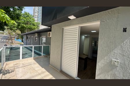 Casa à venda com 229m², 3 quartos e 6 vagasSuíte 3 Varanda