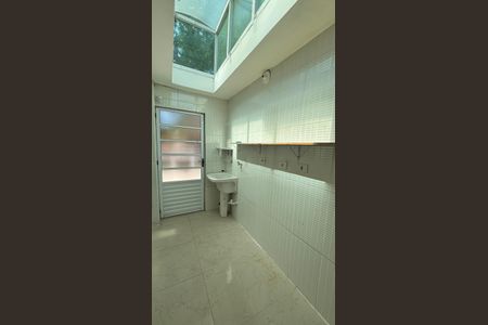 Casa à venda com 229m², 3 quartos e 6 vagasÁrea de Serviço