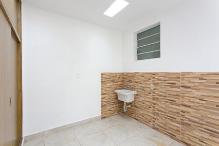 Casa à venda com 150m², 3 quartos e sem vagaÁrea de Serviço