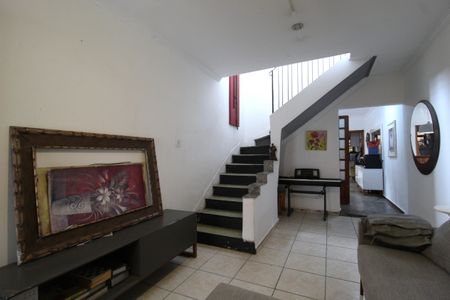 Casa à venda com 392m², 3 quartos e 2 vagasSala